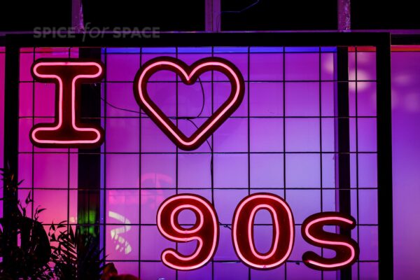 neon I love 90s